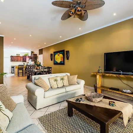 Amazing Condo Across The Street From The Beach